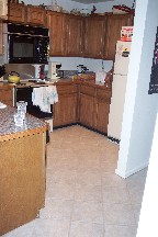 Rozen condo kitchen tile
